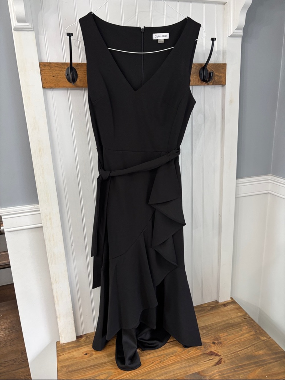 Calvin Klein Black Sleeveless V-Neck Ruffle Maxi Dress